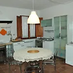S.m. L'arco Appartement *