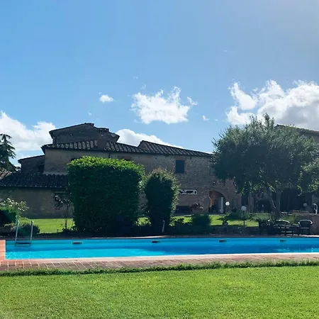 S.m. L'arco Apartament Monteriggioni